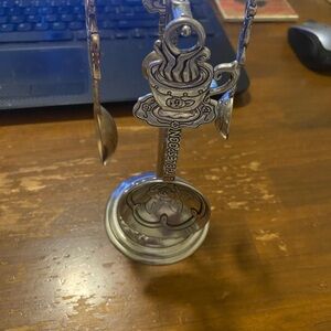 Silver Measuring Spoon Set with Stand